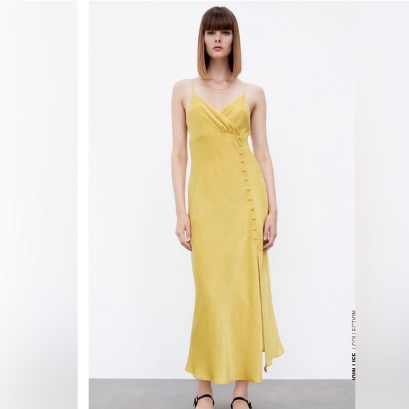 Zara Buttoned Slip Dress - Picture 4 of 10